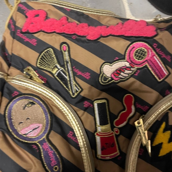 Betsy Johnson pop culture style purse - Picture 3 of 8